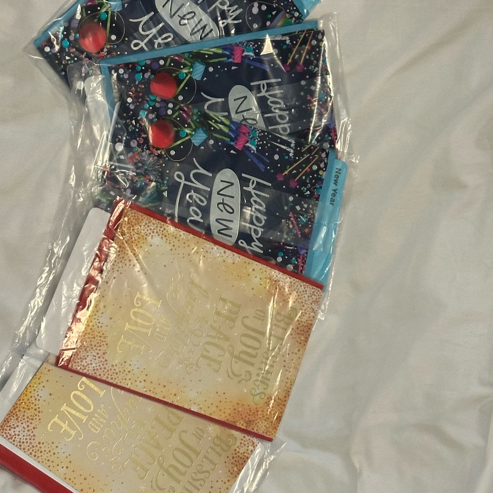 15 Festive Greeting Cards for new years!